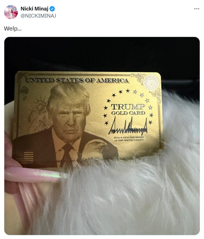 Ники Минаж получила Золотую карточку Трампа