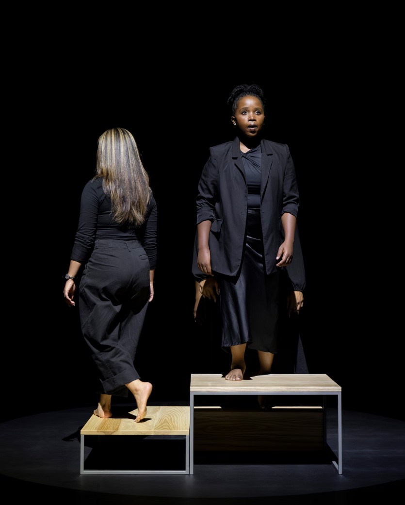 Перформанс-спектакль