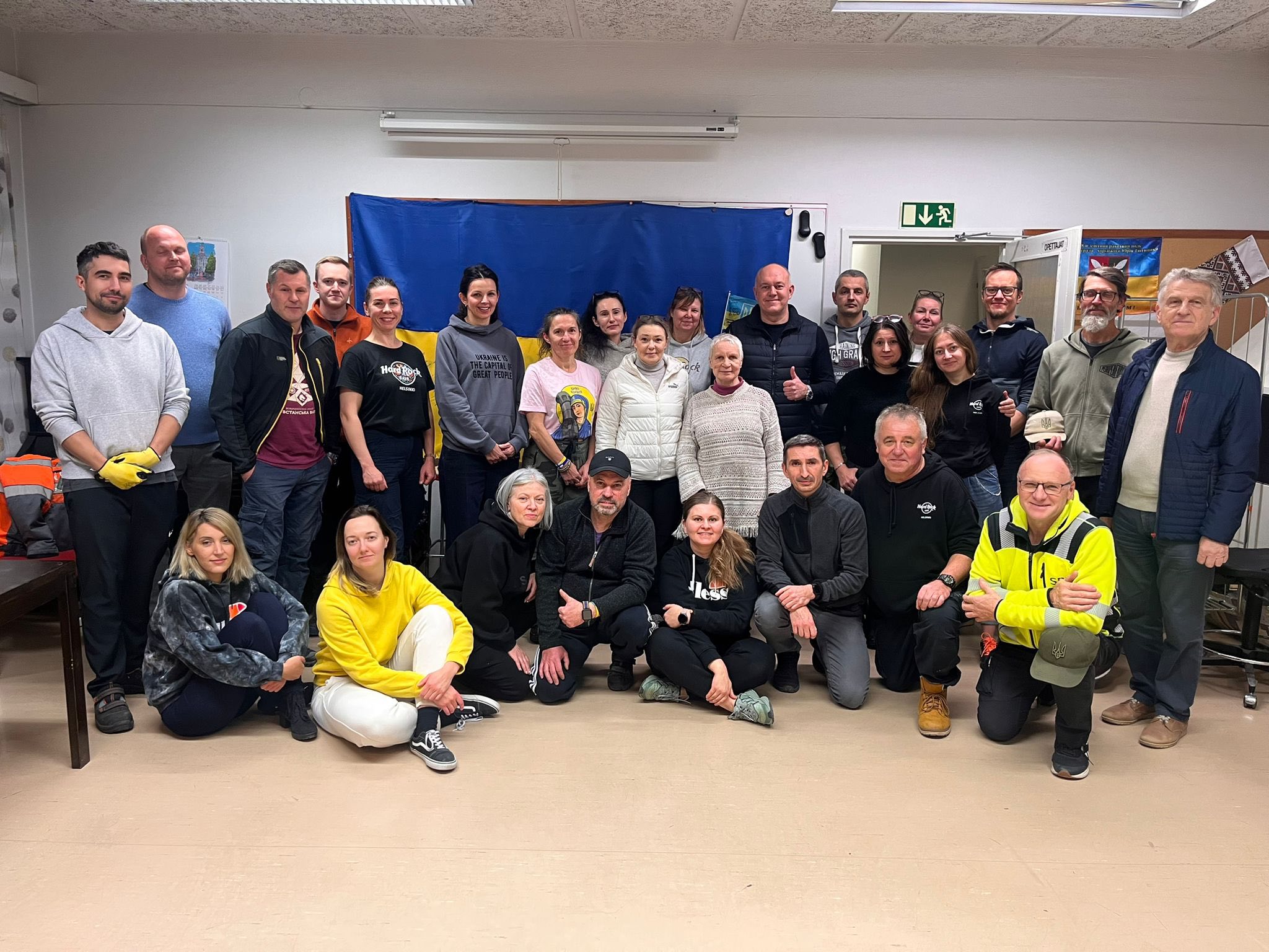 Михаил Видойник в логистическом центре предоставления гуманитарной помощи украинцам в Финляндии/Фото: Facebook/Михаил Выдойник