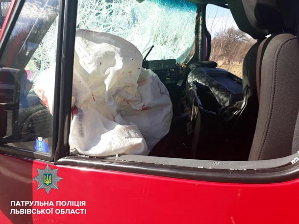 На трассе Киев-Чоп автобусы попали в масштабное ДТП