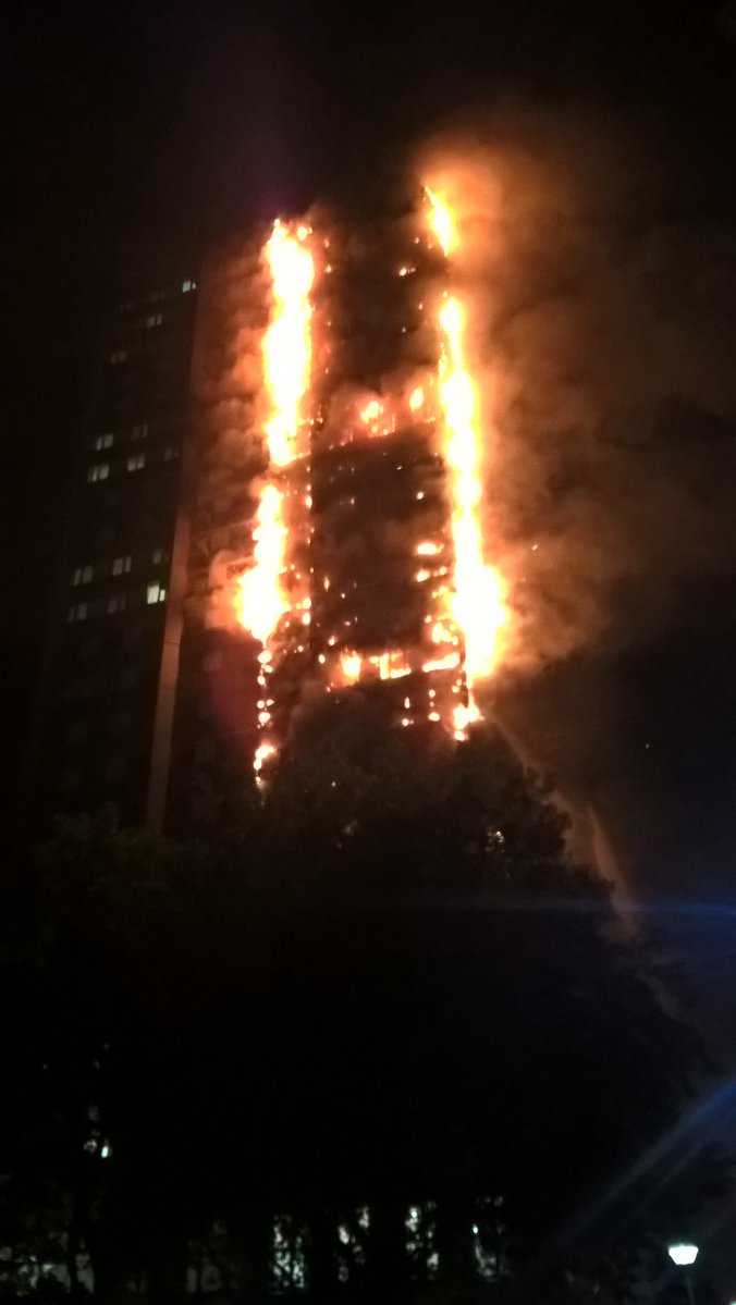 В Лондоне масштабный пожар в жилом доме Grenfell Tower - Фото - Видео -  Апостроф