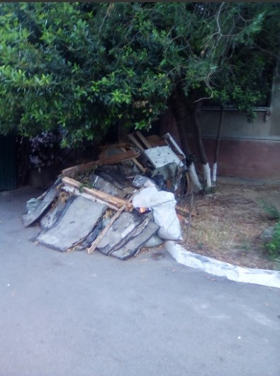 В соцсетях обсуждают кучи мусора в оккупированном Крыму