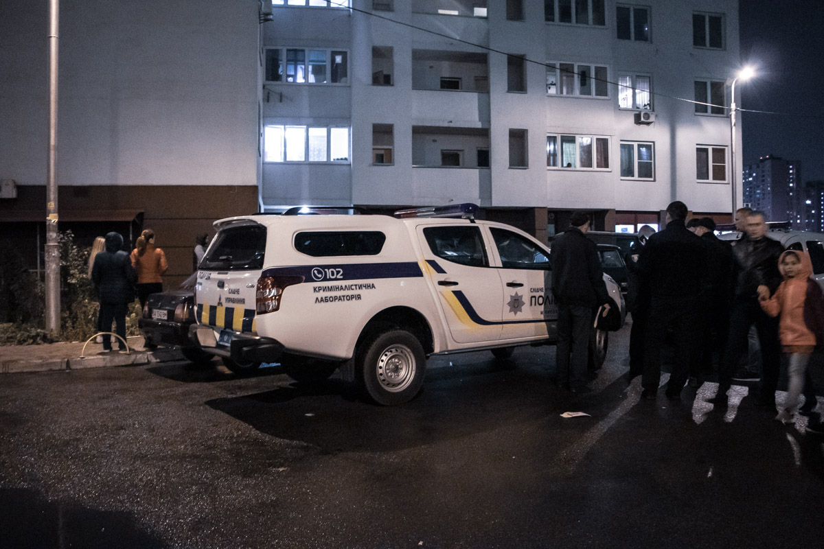У Києві сталася смертельна НП з 14-річним школярем: фото і відео