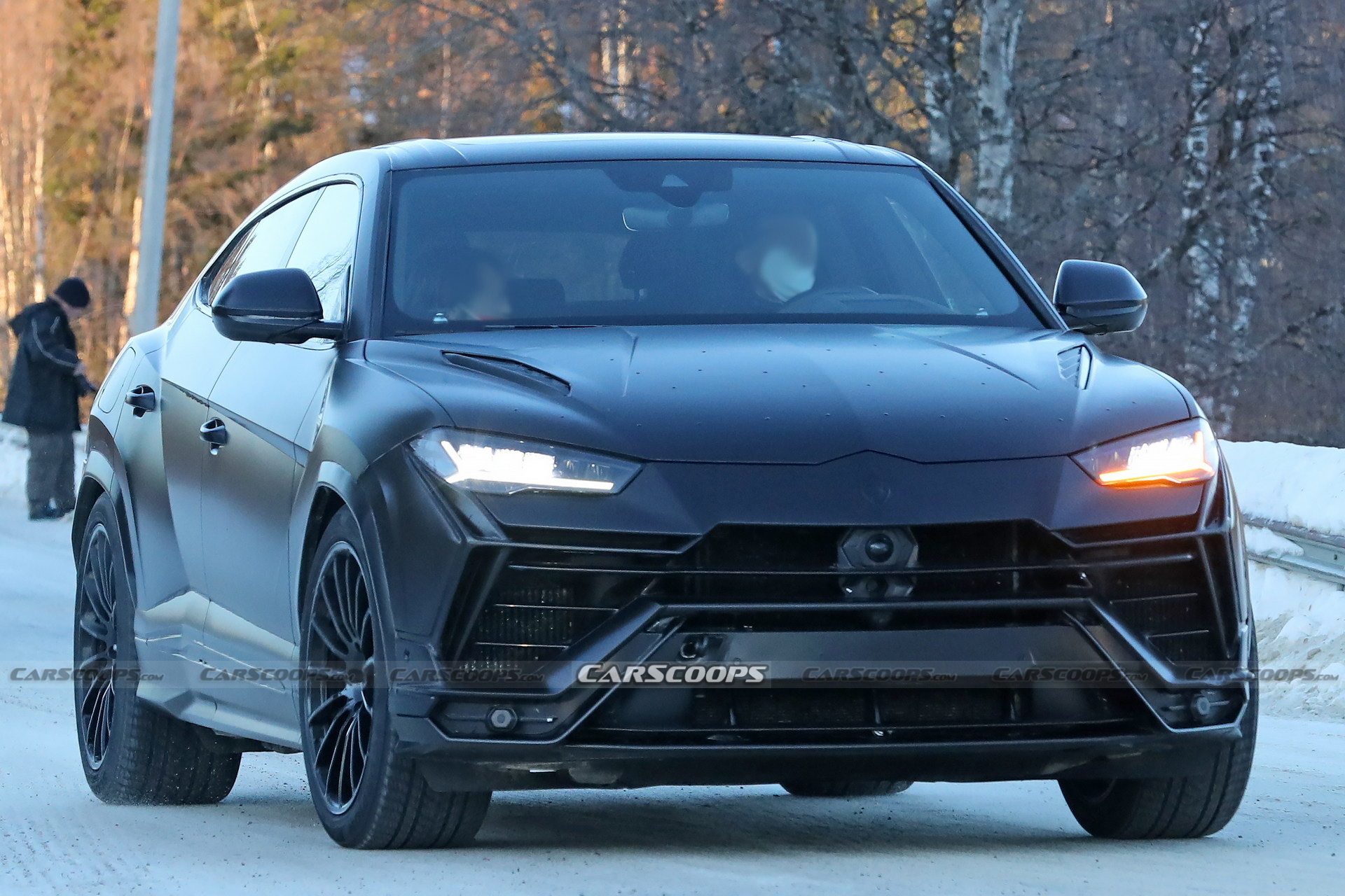 Lamborghini Urus - какие изменения получило авто после фейслифтинга, фото -  Апостроф