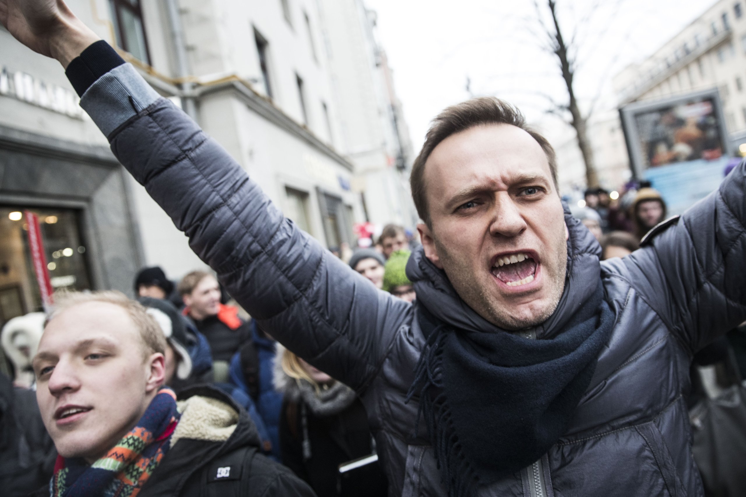 Навальный мразь. Навальный фото. Несистемная оппозиция.