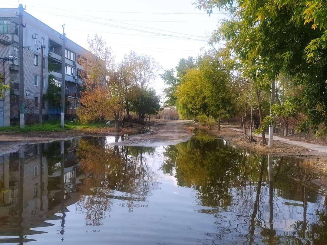 Подрыв Каховской ГЭС - как выглядит затопленная Голая Пристань в августе -  фото и видео - Апостроф