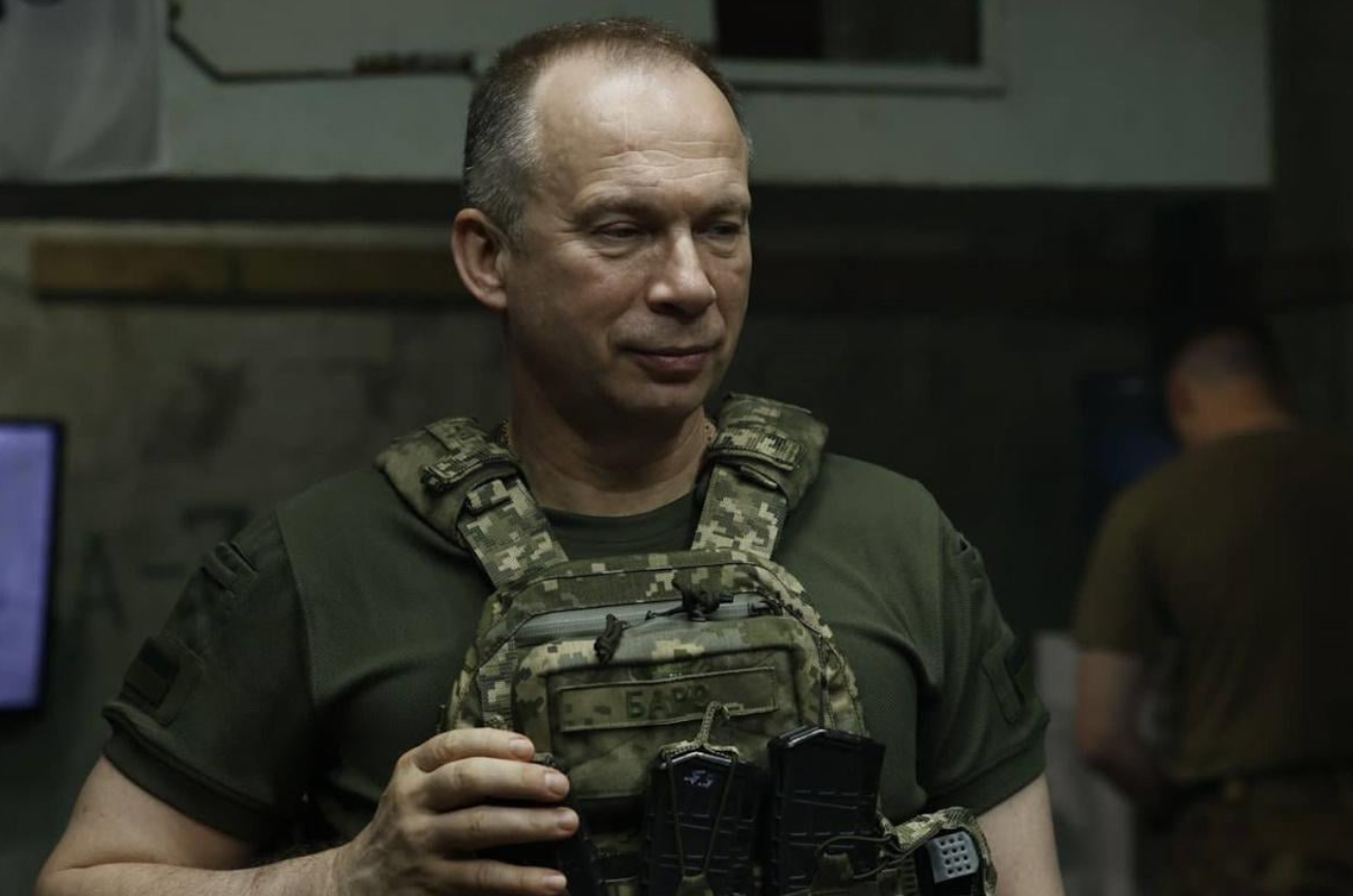 Сирський відвідав підрозділи, що стримують противника на межі з Дніпропетровщиною