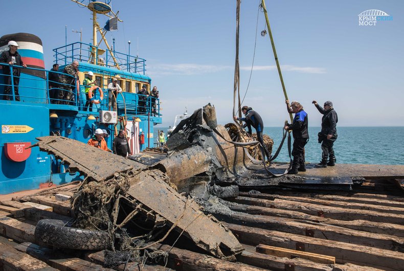 При будівництві путінського мосту в Крим виявили артефакт Другої світової: опубліковано фото