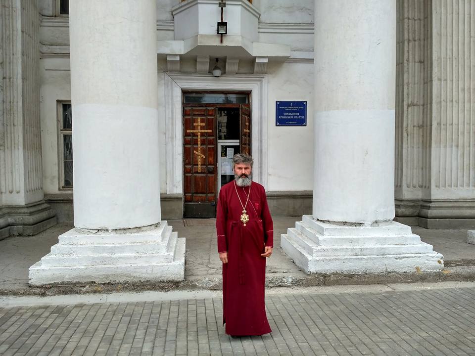 Разгром оккупантами храма УПЦ КП в Крыму: появились фото и новые подробности