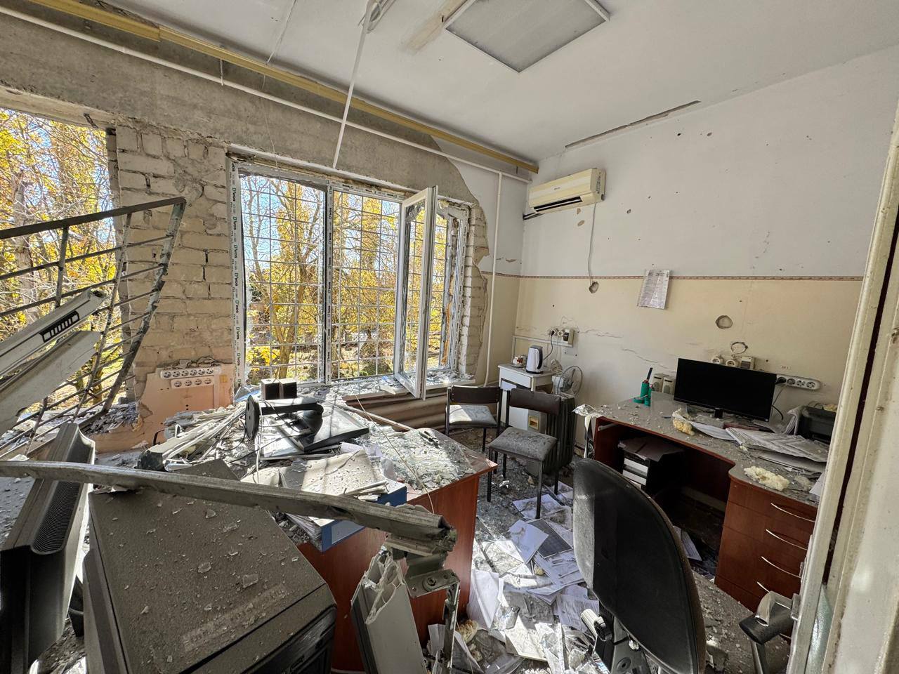 "Не могли не знать, куда бьют": Зеленский отреагировал на удар РФ по детской больнице в Херсоне