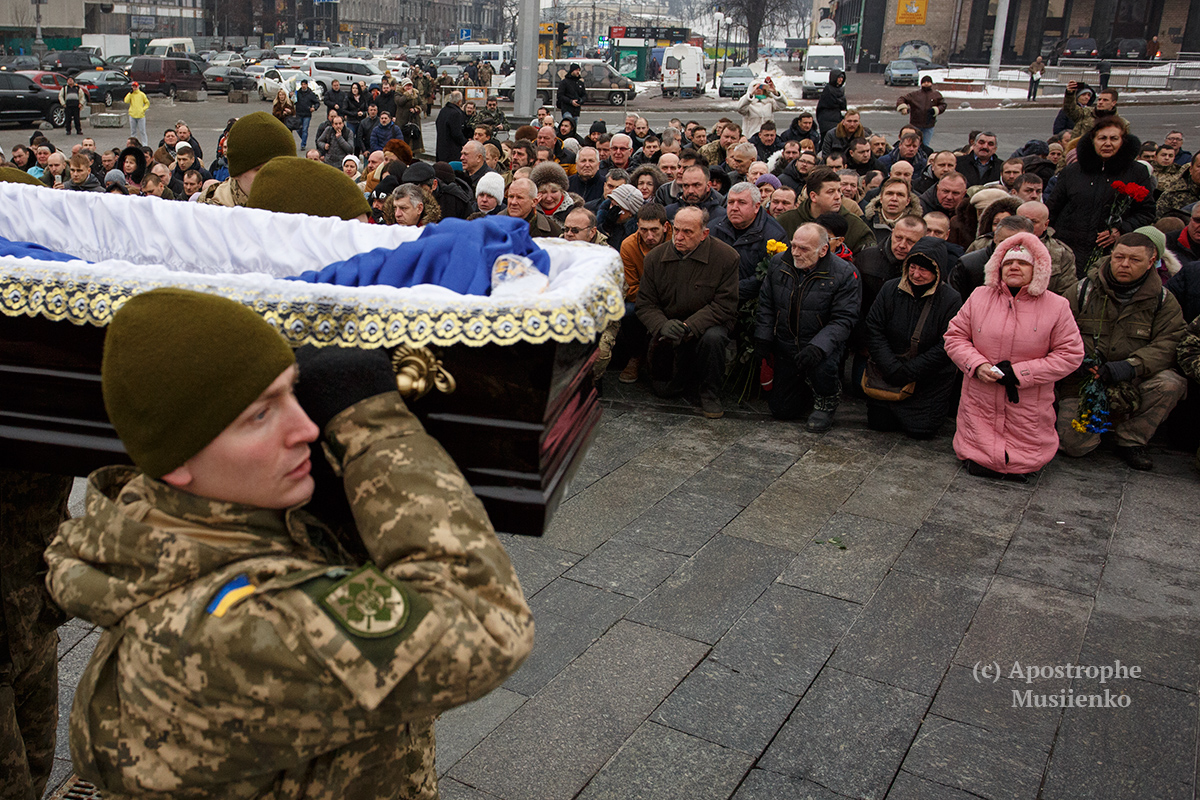 Много смертей. Убитые украинские военные. Похороны военных на Украине. Убитые украинские каратели.