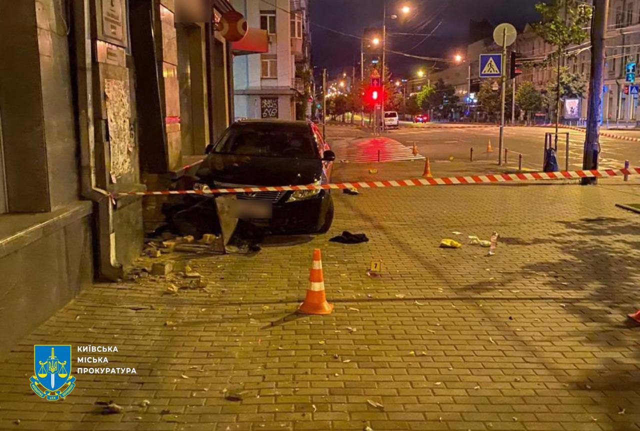 ДТП за участі працівника прокуратури в Києві: постраждала жінка померла у лікарні