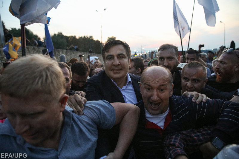 "Прорыв" Михеила Саакашвили через польско-украинскую границуФото: EPA/UPG