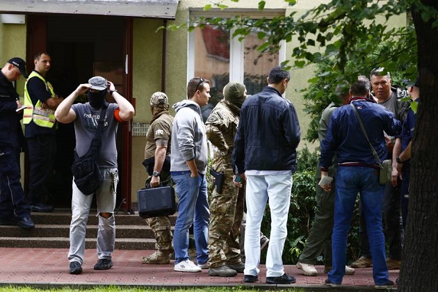 Взрыв в Варшаве: появились новые подробности и фото с места ЧП