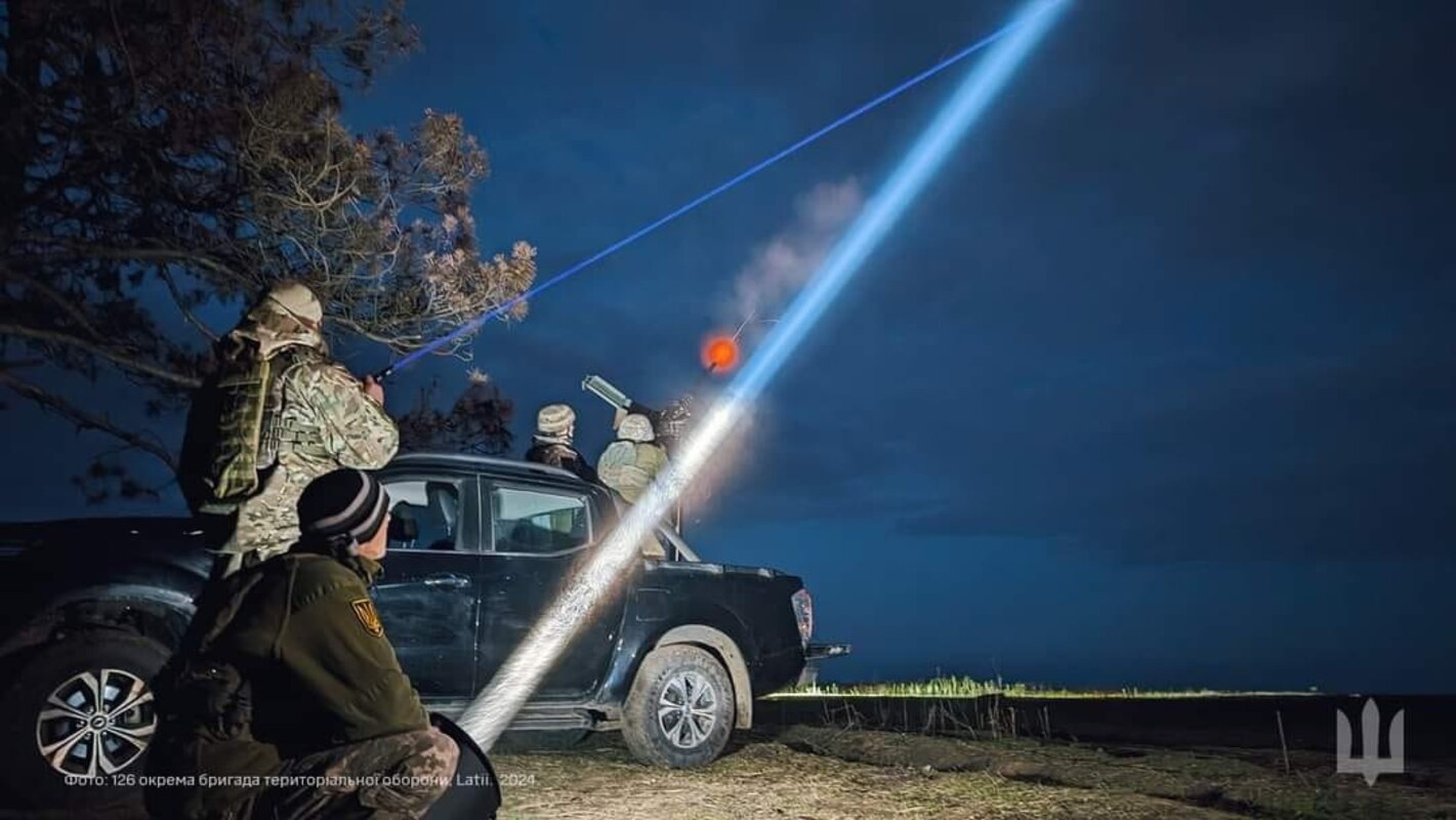 Повітряні сили: протиповітряна оборона знешкодила 87 зі 112 "Шахедів" і "Гербер"