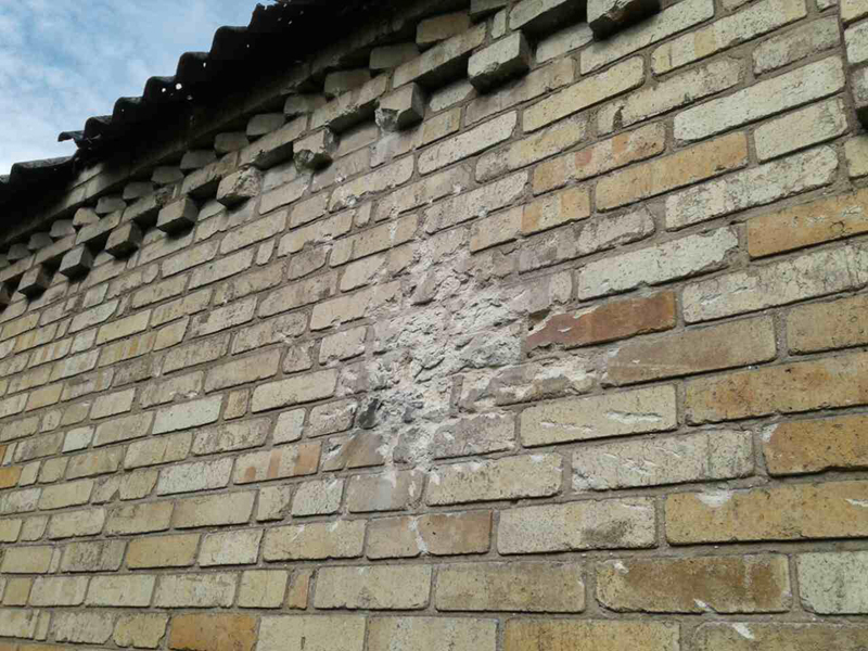 З'явилися фото нічного обстрілу Мар'їнки