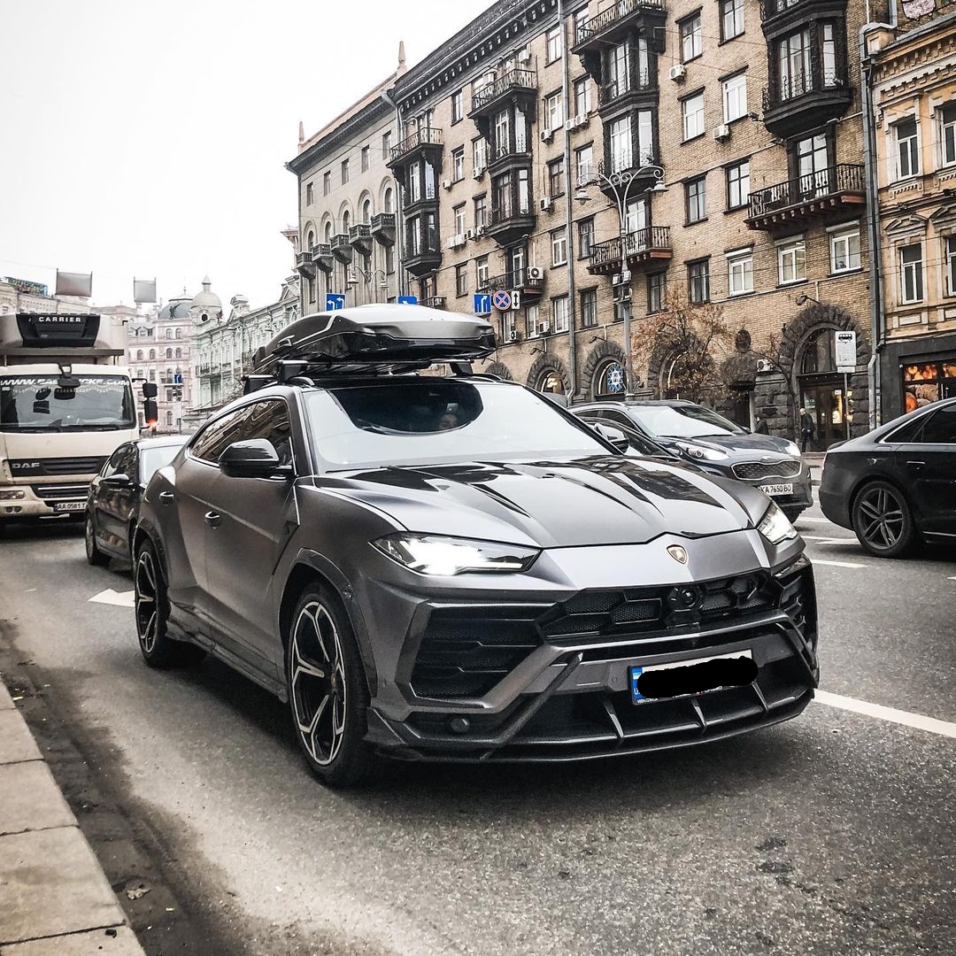 Lamborghini Urus - фото редкого авто в Киеве - Апостроф