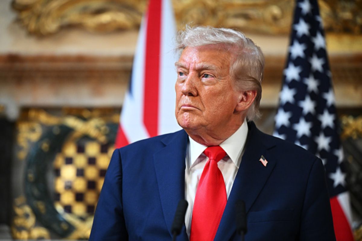 Трамп предлагает финансировать закупку оружия для Украины за счет 500% пошлин на Китай
