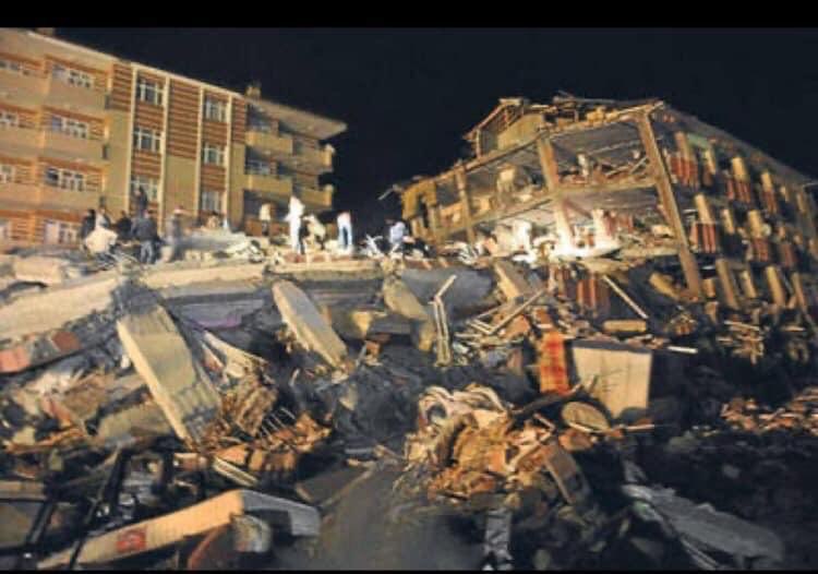 В Турции произошло мощное землетрясение: уже известно о 20 жертвах (ФОТО, ВИДЕО) 1