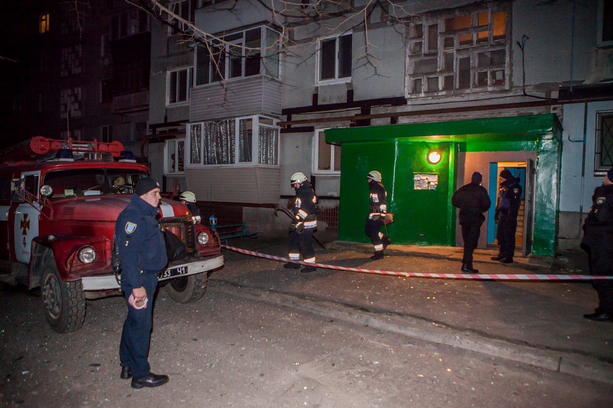 Поліцейська постраждала при потужному вибусі в Дніпрі: опубліковано фото і відео