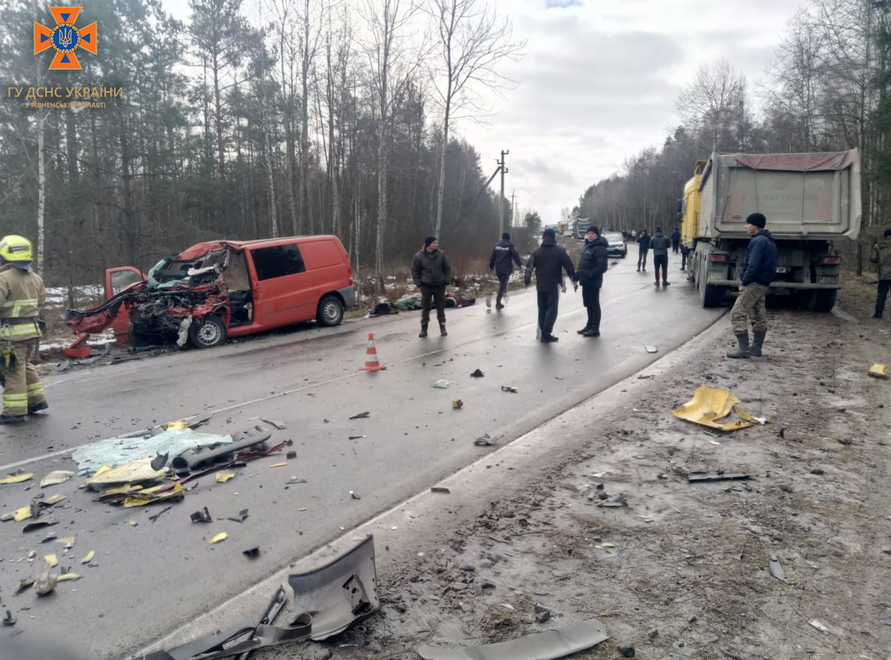 Многодетные семьи Тихончук и Бондарук погибли в ДТП в Ровненской области -  фото и видео - Апостроф