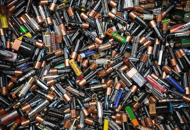 Можно ли заряжать пальчиковые батарейки в домашних условиях