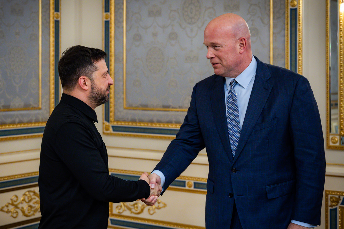 Посол США при НАТО Уитакер обсудил с Зеленским пути завершения войны
