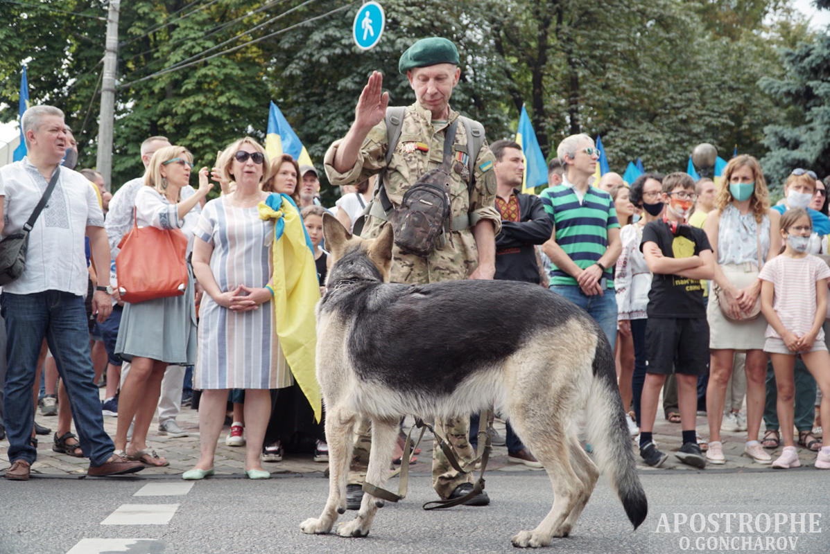 Марш Защитников 2020 фотографии люди Киев День независимости Украины