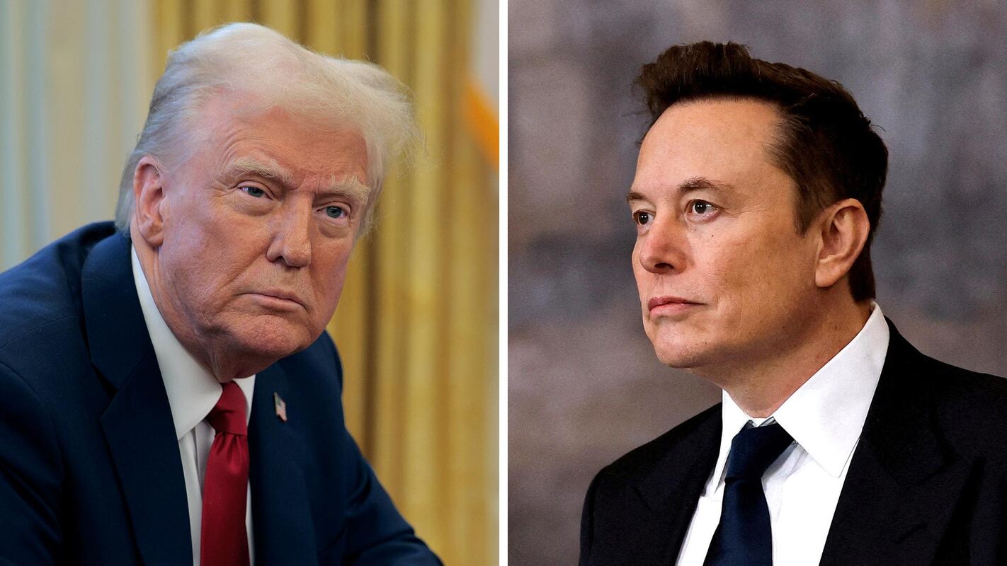 Конфлікт між Маском та Трампом спричинив обвал акції Tesla та коментарі про імпічмент