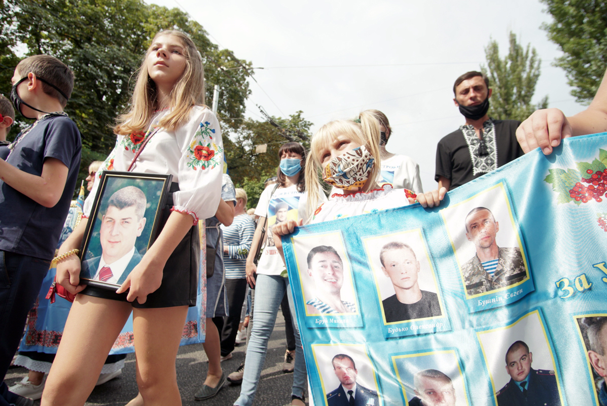 Марш Защитников 2020 фотографии люди Киев День независимости Украины