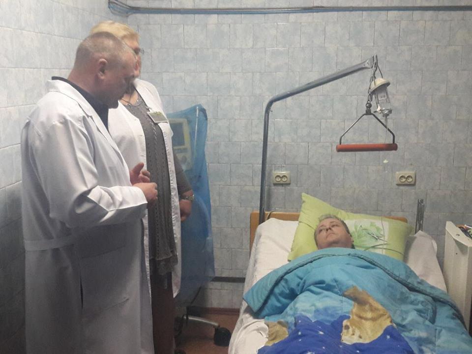 Взрыв гранаты в Днепре: появились фото пострадавших полицейских