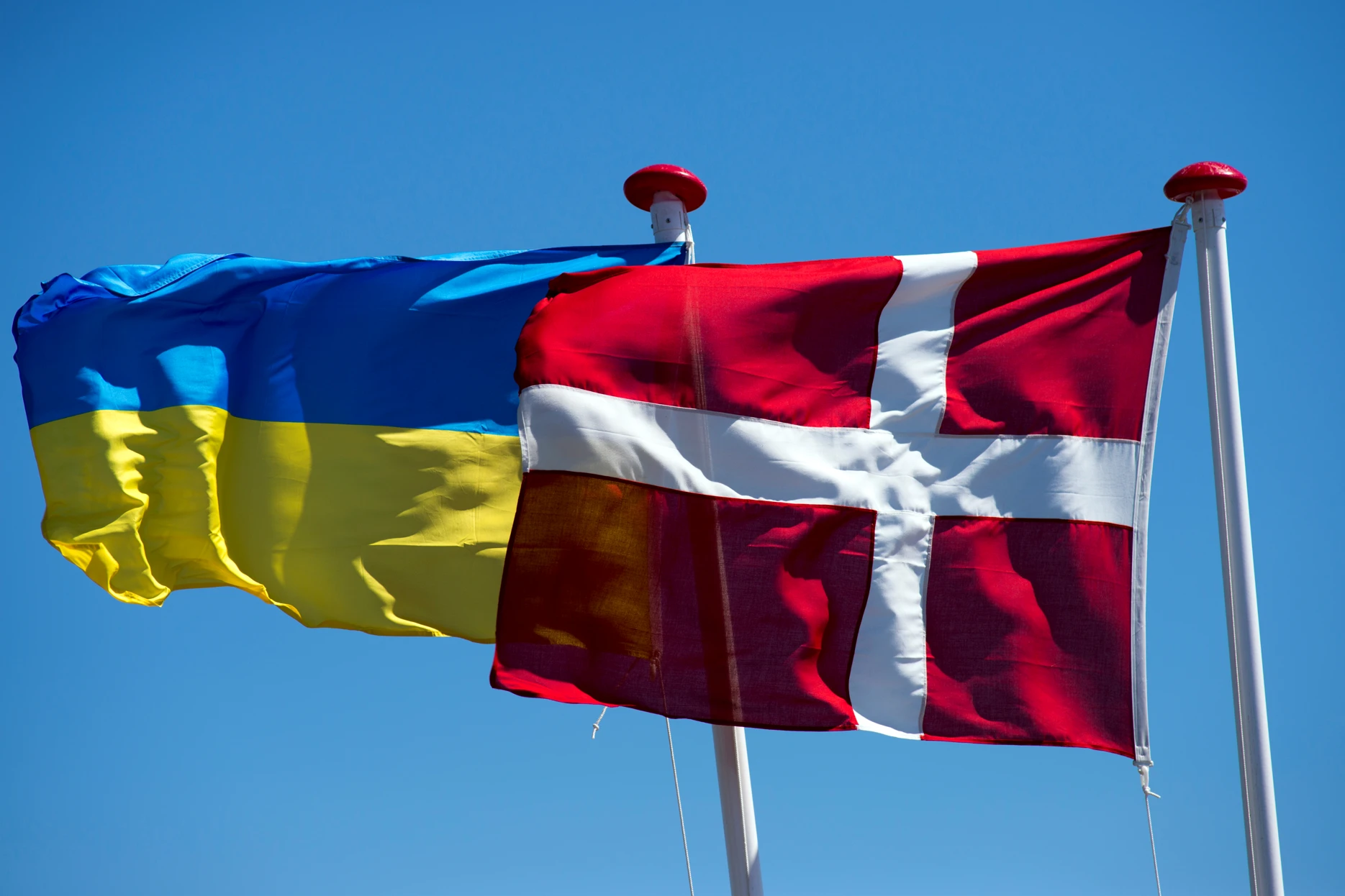 Данія стане першою країною, з якою Україна запустить спільне виробництво далекобійних дронів – Зеленський