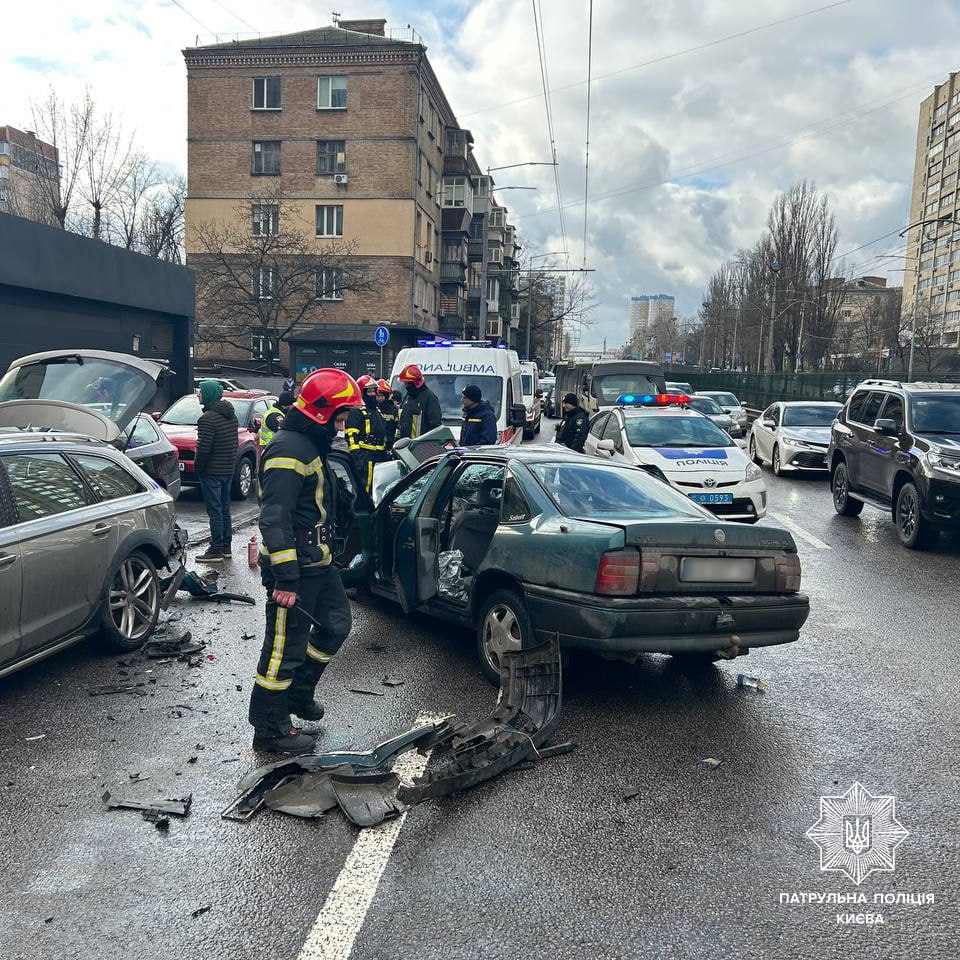 ДТП в Киеве 3 февраля - первые детали и видео - Апостроф