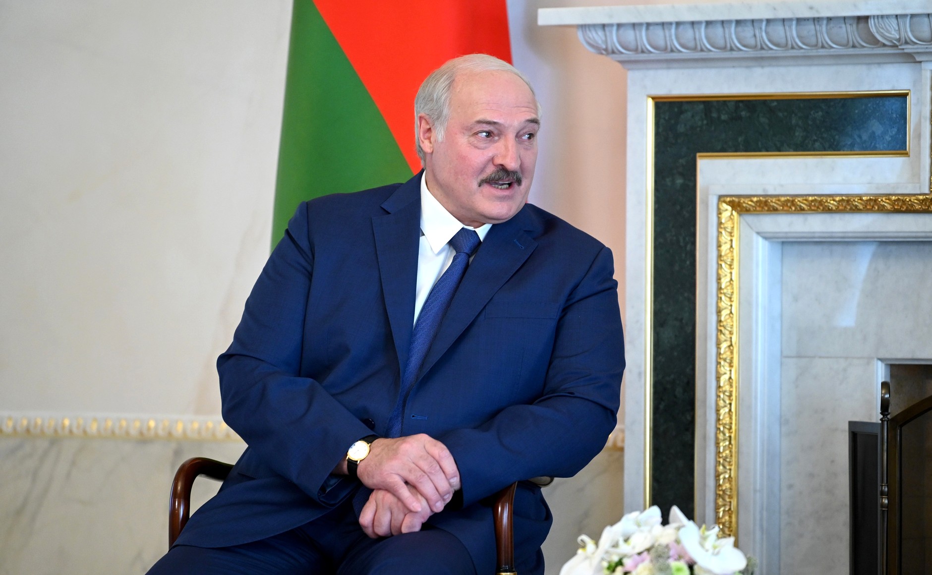 Лукашенко подписал указ о переводе госорганов. Лукашенко 2023. Визит Лукашенко. Белоруссия Лукашенко.