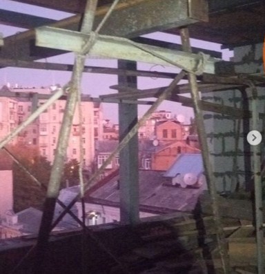 Скандальную пристройку на Майдане показали изнутри. Фото