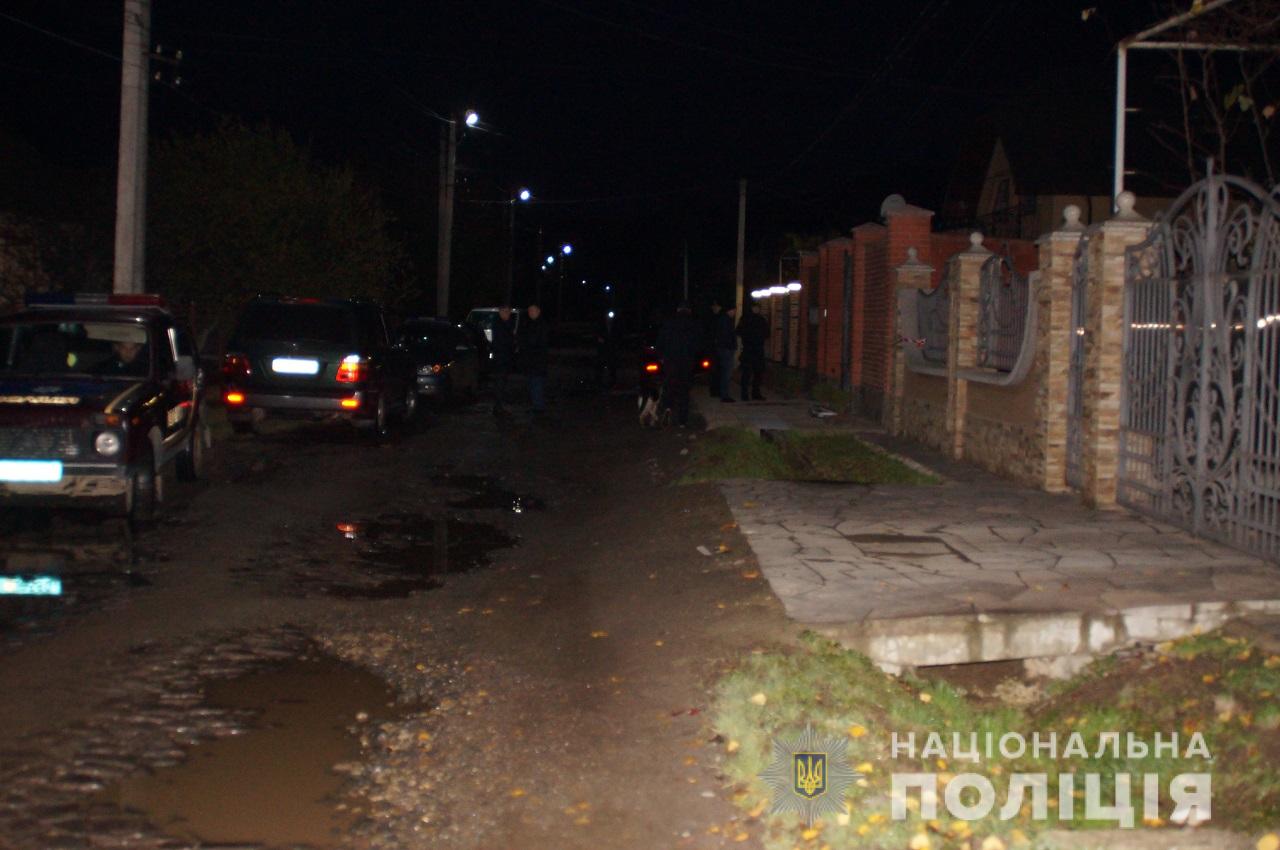 На Закарпатті жінку-підприємця атакували гранатою: перші подробиці і фото з місця