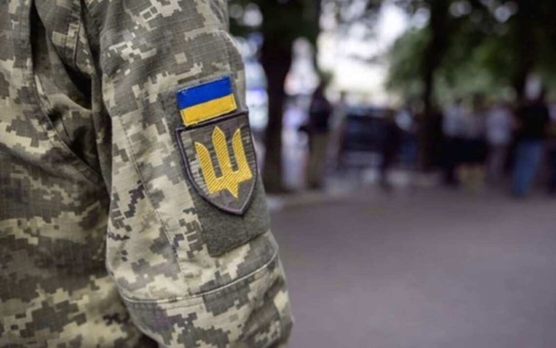 В Николаеве мужчина во время проверки документов избил военного ТЦК