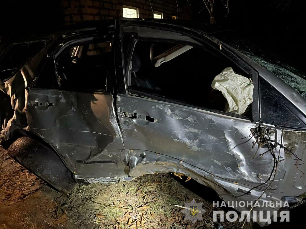 В Харьковской области сотрудник СТО угнал авто и попал в ДТП - фото -  Апостроф