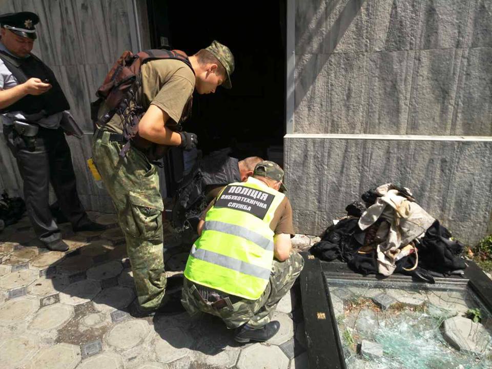 В Виннице устроили взрыв в магазине: опубликованы фото и видео