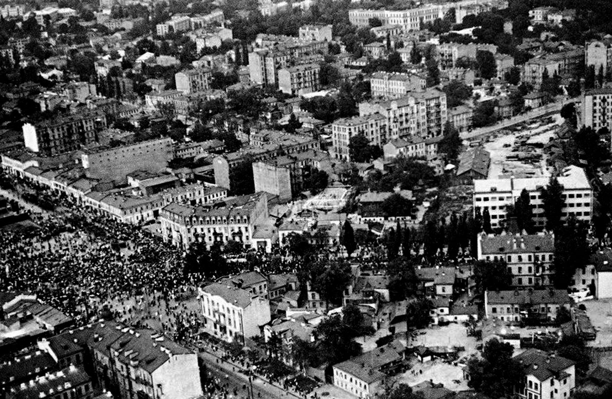 Киев в 1930-х годах – в сети показали архивное фото Еврейского базара в  Киеве - Апостроф