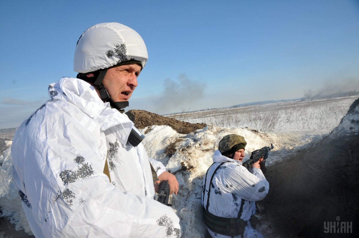 Під Харковом пройшли масштабні військові навчання: опубліковані ефектні фото