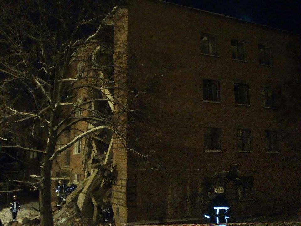 Взрыв в Чернигове: появились новые фото и подробности